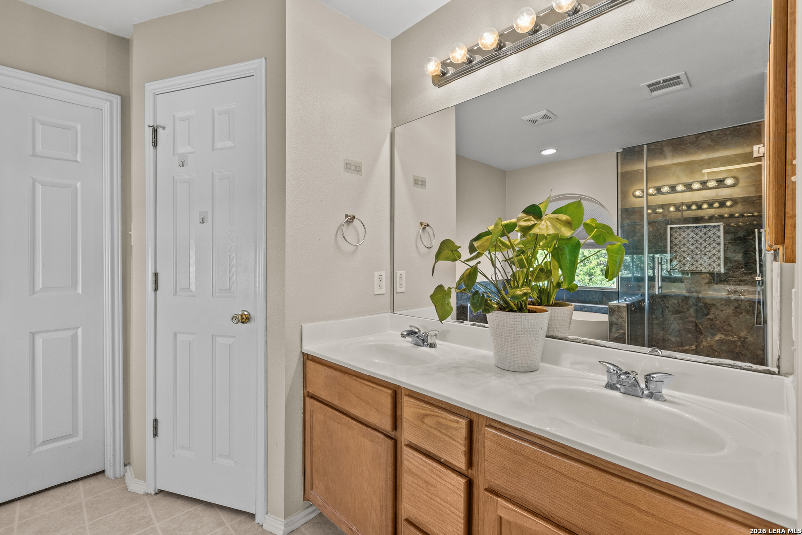 135 Bright Trail San Antonio TX 78253