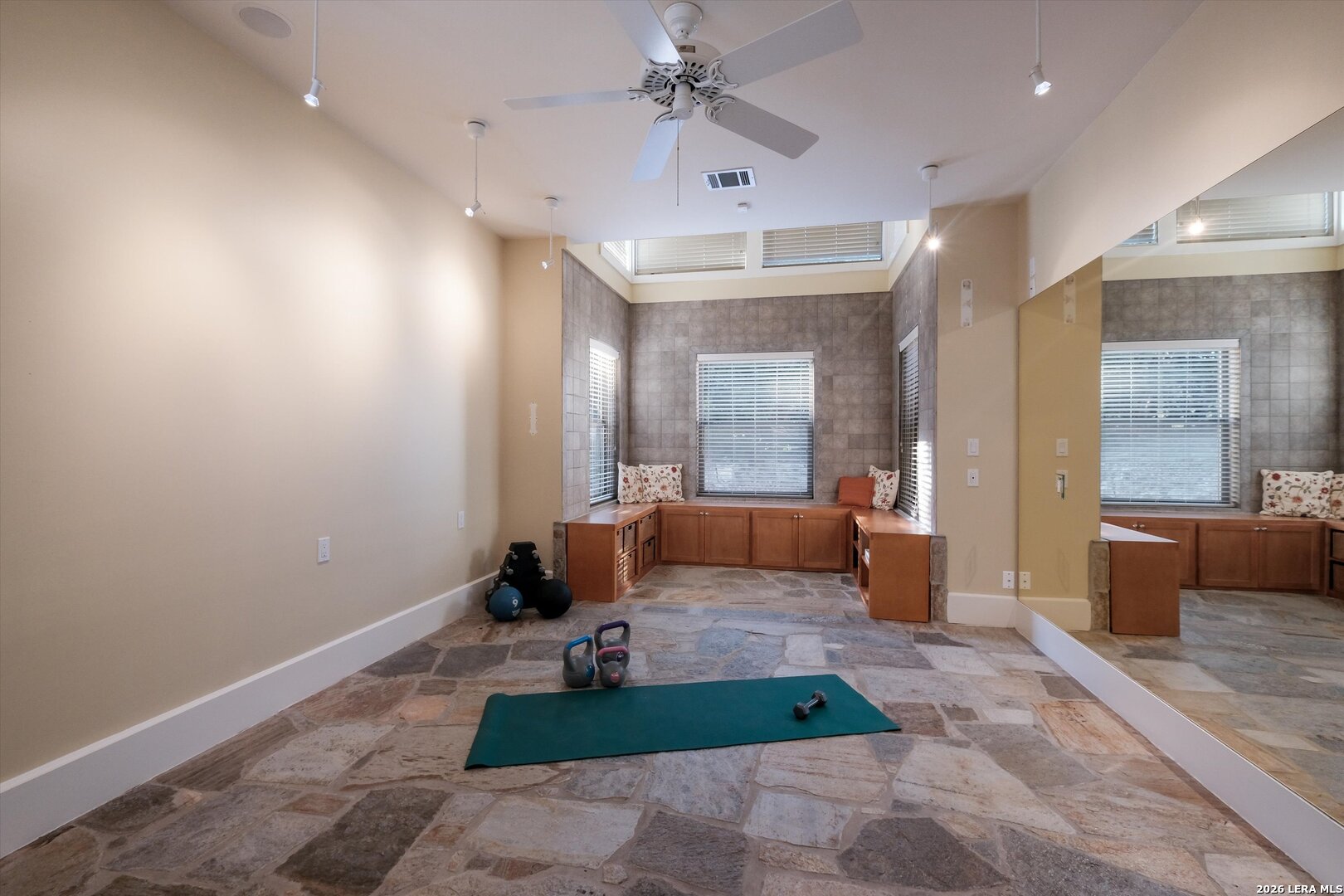 31651 Rustling Ridge Bulverde TX 78163