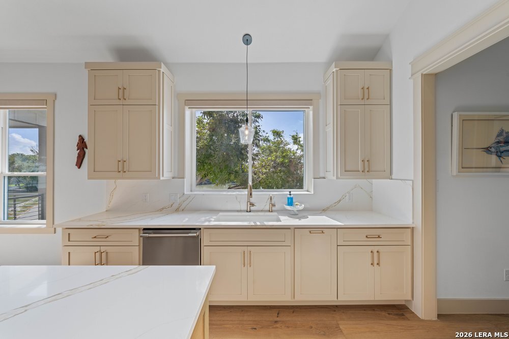 270 Isle Of View Drive Mcqueeney TX 78123