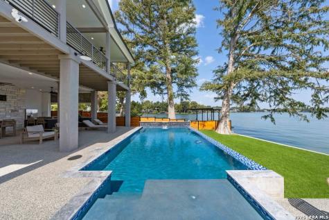 270 Isle Of View Drive Mcqueeney TX 78123