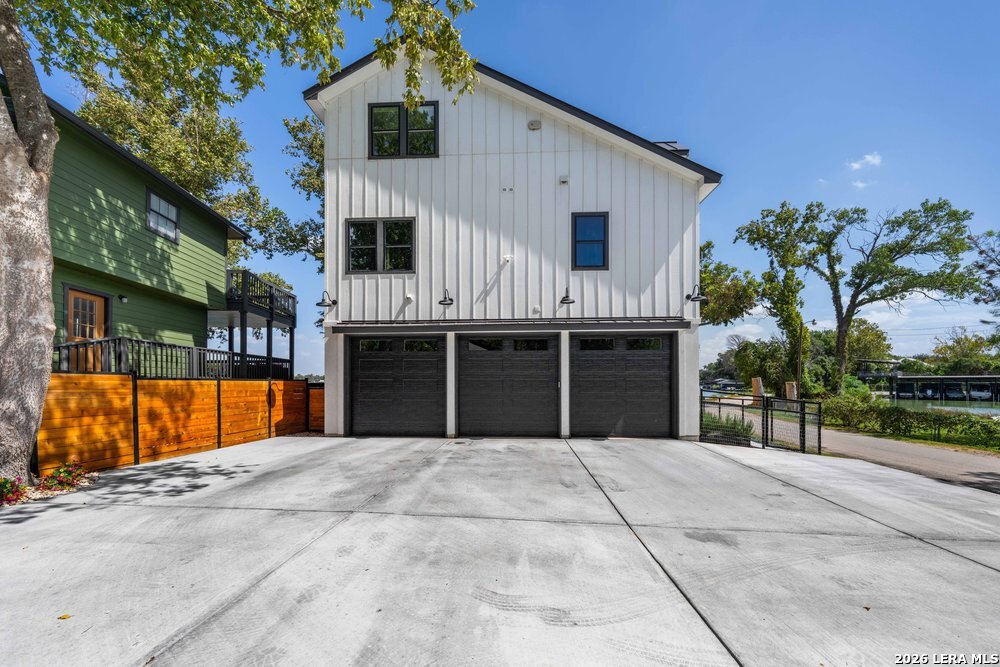 270 Isle Of View Drive Mcqueeney TX 78123
