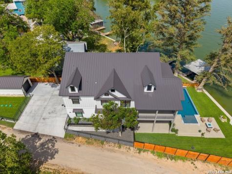 270 Isle Of View Drive Mcqueeney TX 78123