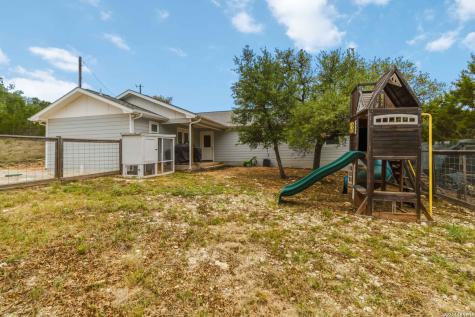 1060 Poplar Court Fischer TX 78623