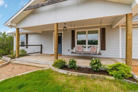 1060 Poplar Court Fischer TX 78623