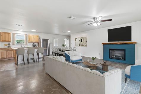 1060 Poplar Court Fischer TX 78623