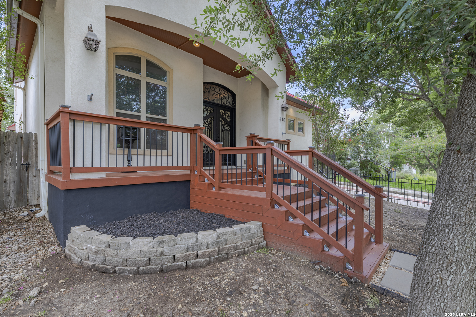 410 Queen Anne Court San Antonio TX 78209
