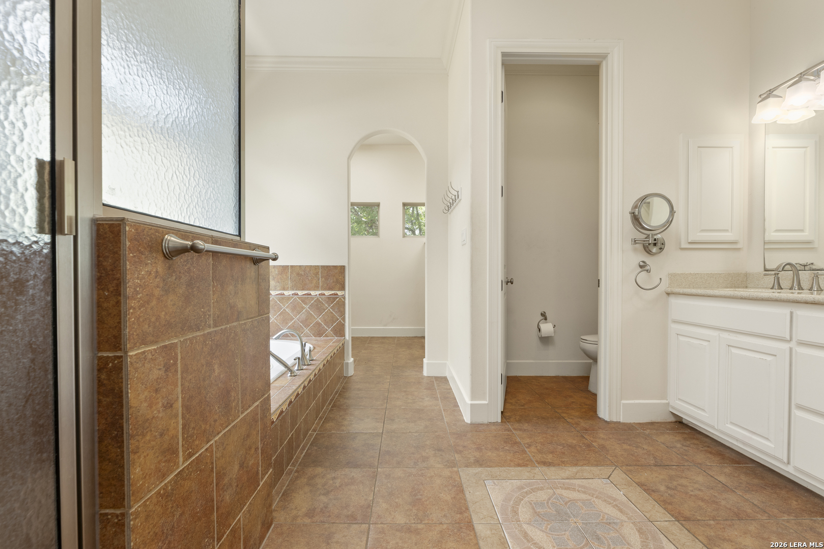 410 Queen Anne Court San Antonio TX 78209