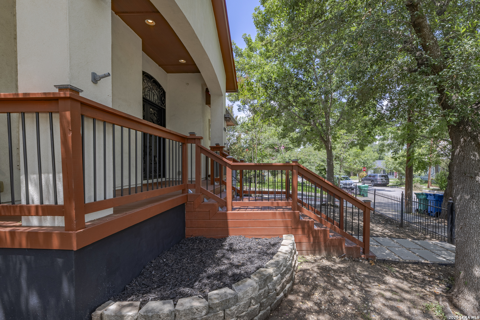 410 Queen Anne Court San Antonio TX 78209