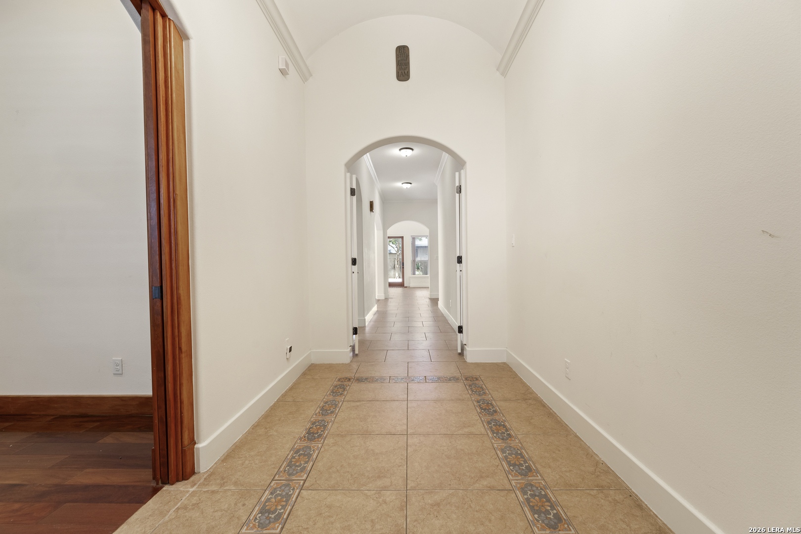 410 Queen Anne Court San Antonio TX 78209