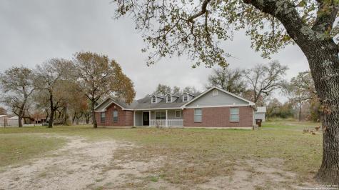 335 Spur Ridge San Antonio TX 78264