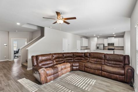 605 Oleander Creek Seguin TX 78155