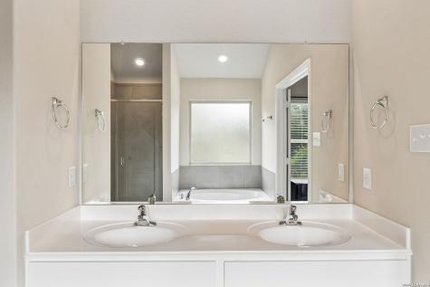 605 Oleander Creek Seguin TX 78155
