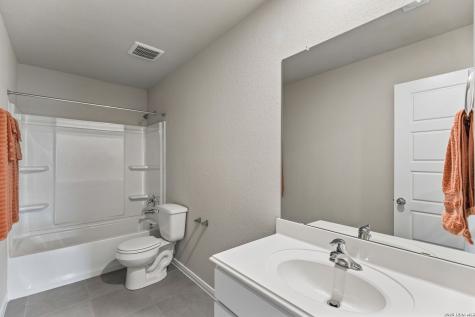 605 Oleander Creek Seguin TX 78155