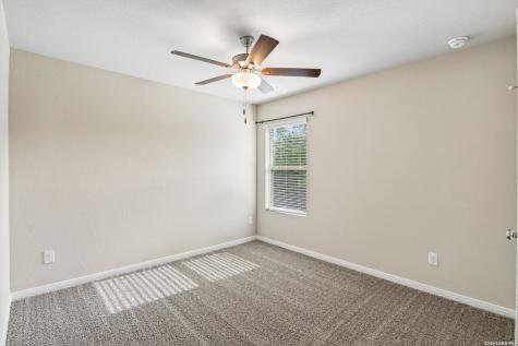 605 Oleander Creek Seguin TX 78155