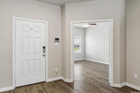 605 Oleander Creek Seguin TX 78155