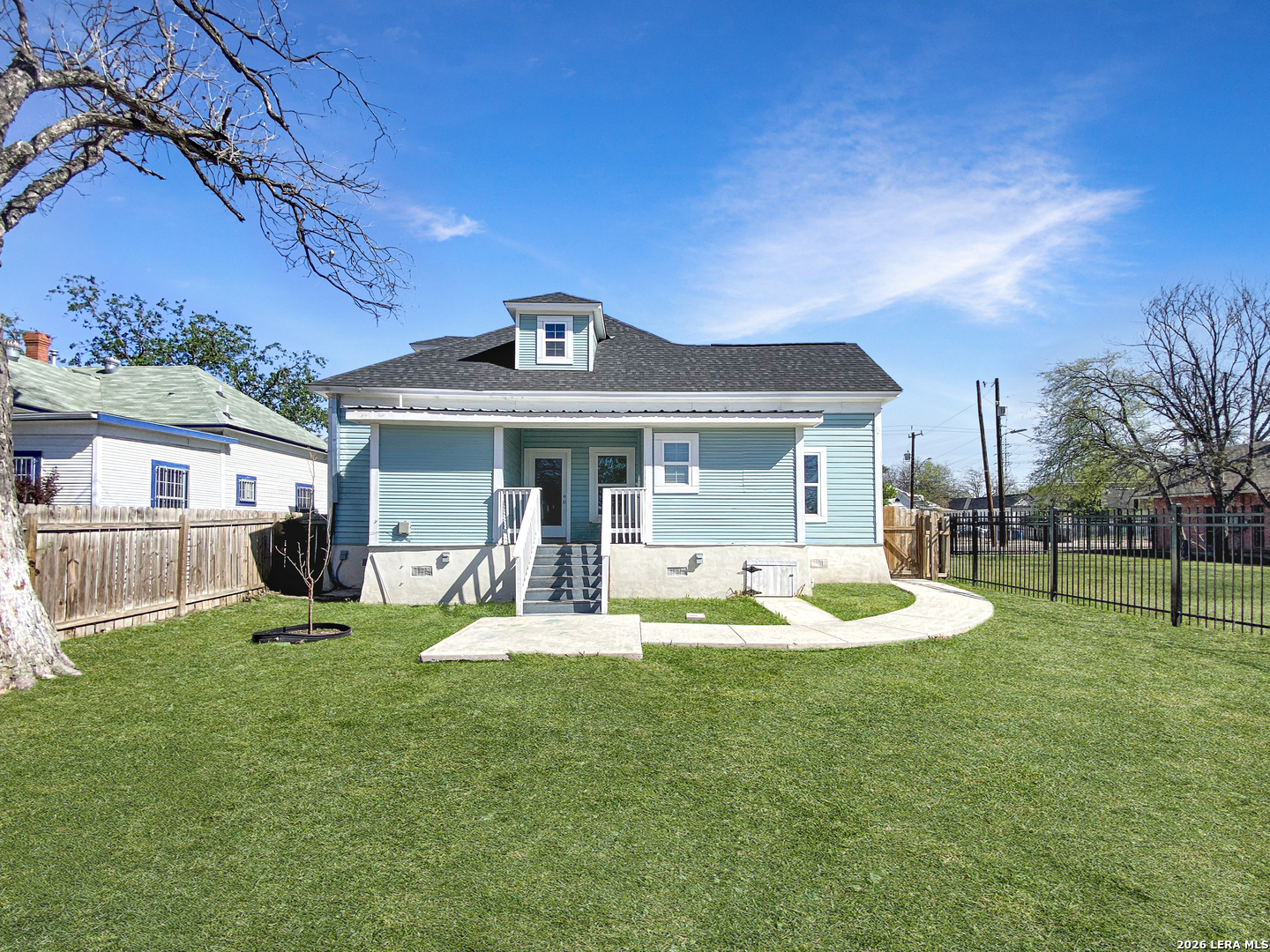 1614 W Martin San Antonio TX 78207