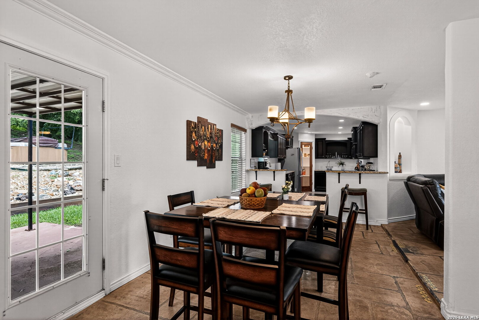 515 W Crestline Drive San Antonio TX 78228