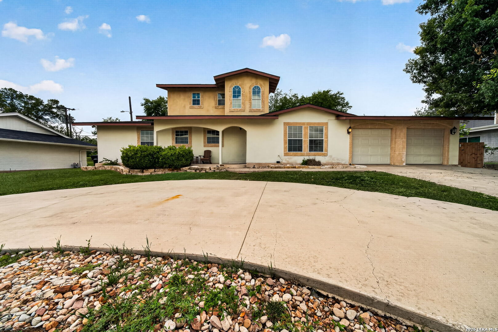 515 W Crestline Drive San Antonio TX 78228
