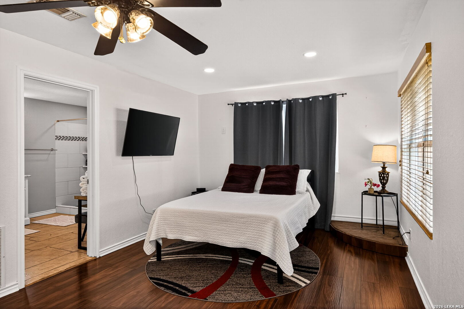515 W Crestline Drive San Antonio TX 78228