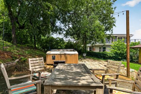 515 W Crestline Drive San Antonio TX 78228