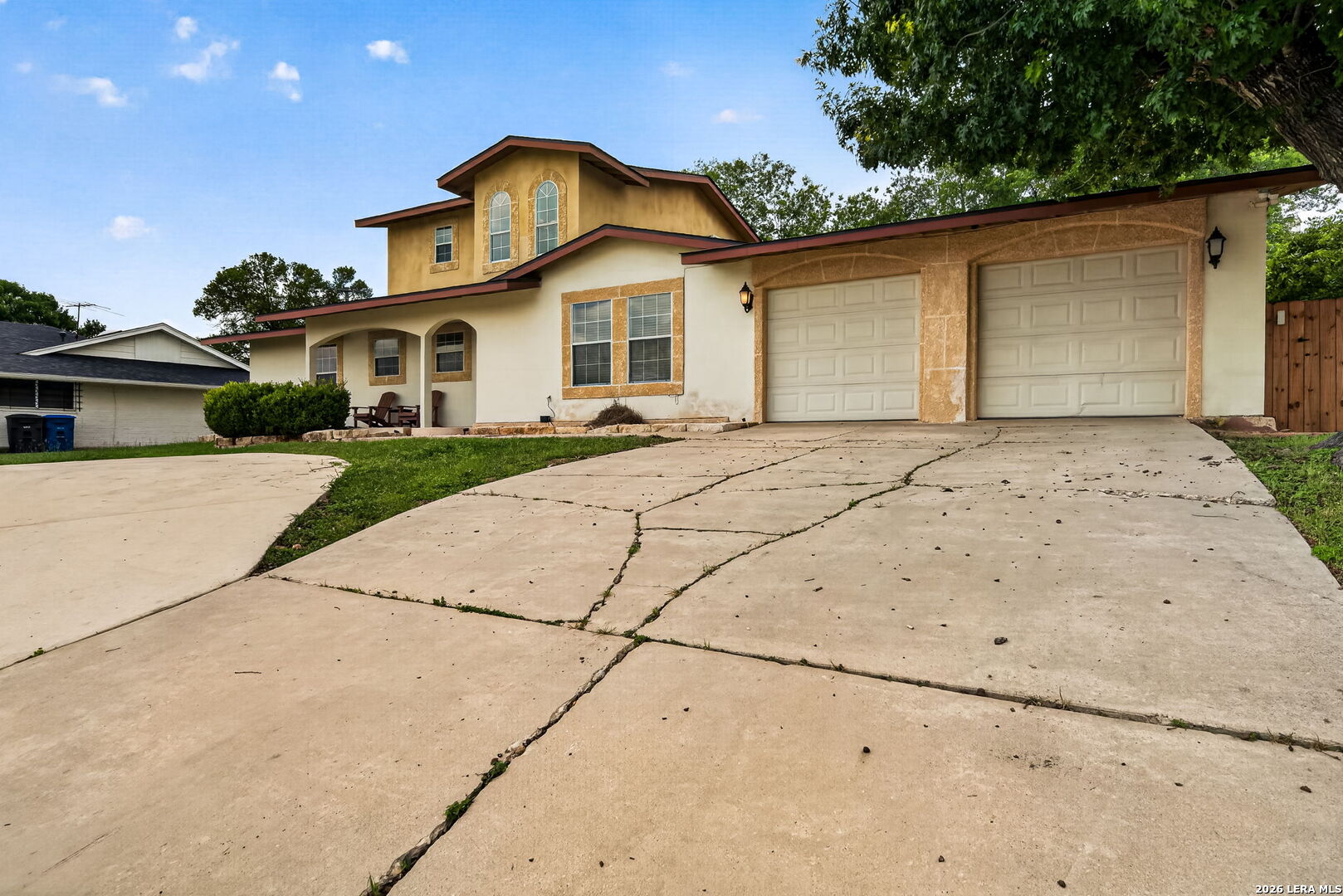 515 W Crestline Drive San Antonio TX 78228
