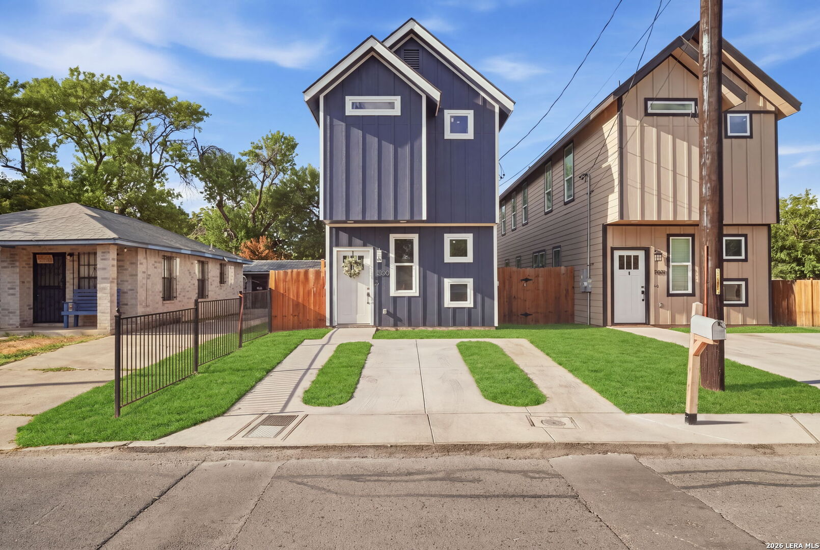 1803 W Southcross Boulevard San Antonio TX 78211