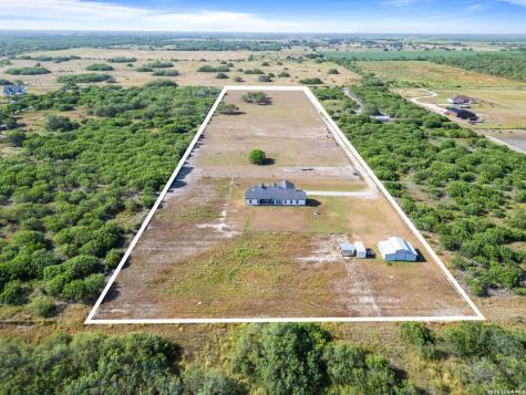 345 E County Road 2180 Kingsville TX 78363
