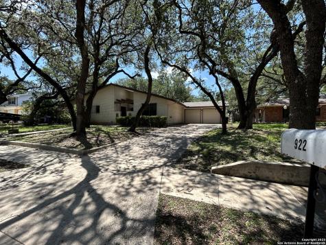 922 Fabulous Drive San Antonio TX 78213