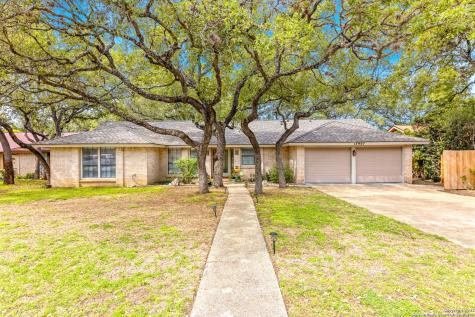 13907 Rocky Pine Woods Street San Antonio TX 78249