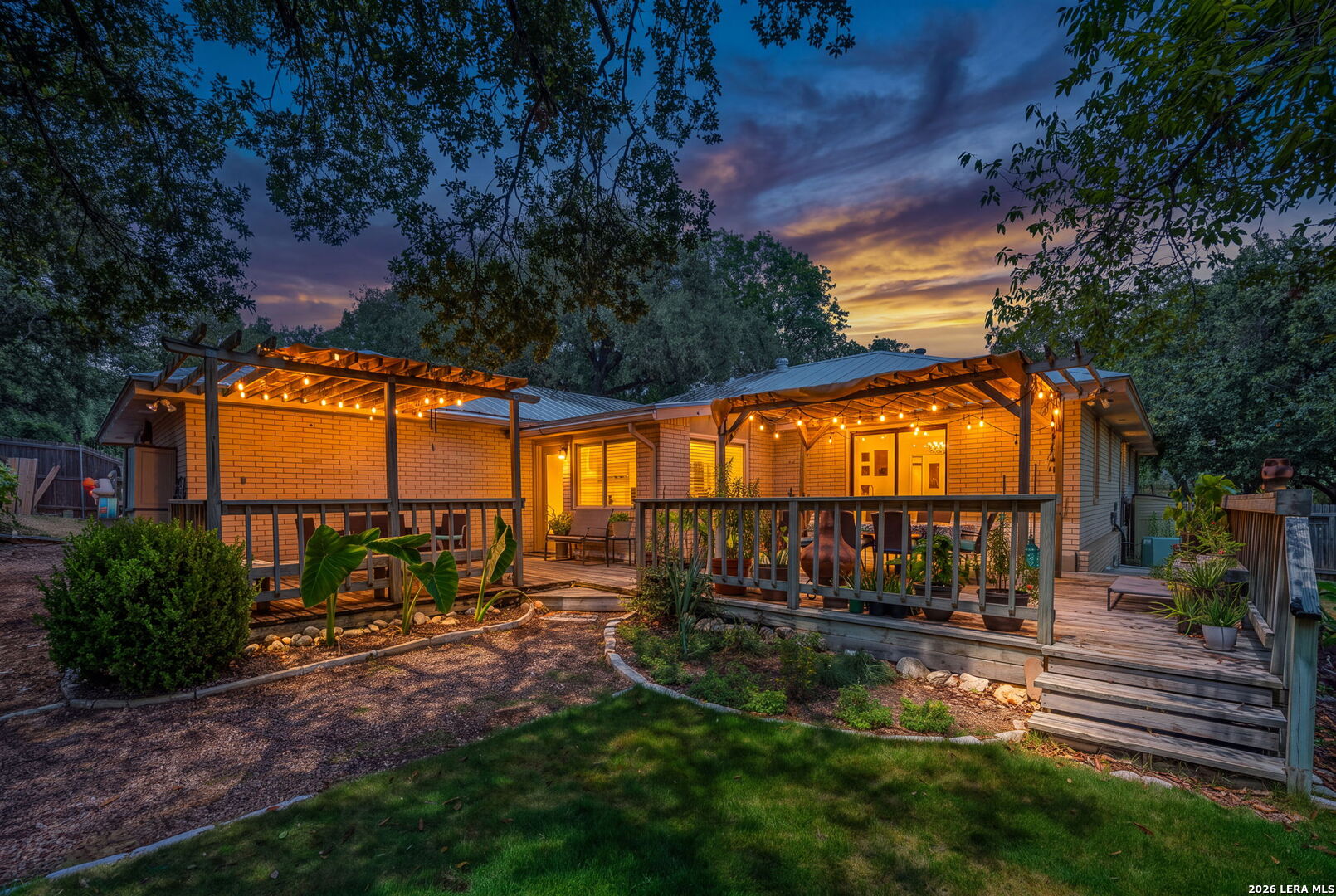 1618 New Bond Street San Antonio TX 78231