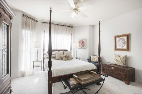 2230 Blackoak Bend San Antonio TX 78248