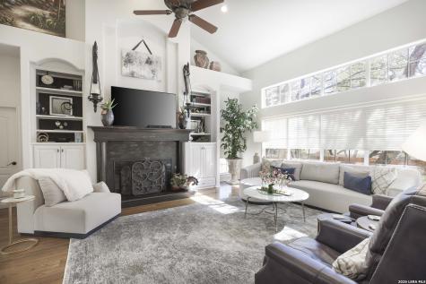 2230 Blackoak Bend San Antonio TX 78248