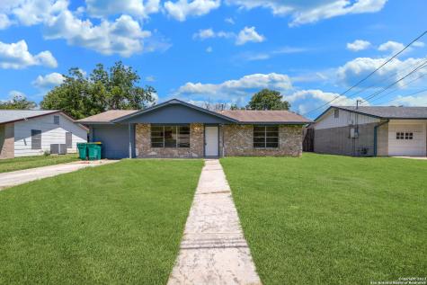203 Avenue D Converse TX 78109