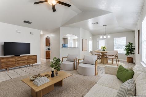 7954 Mainland Woods San Antonio TX 78250