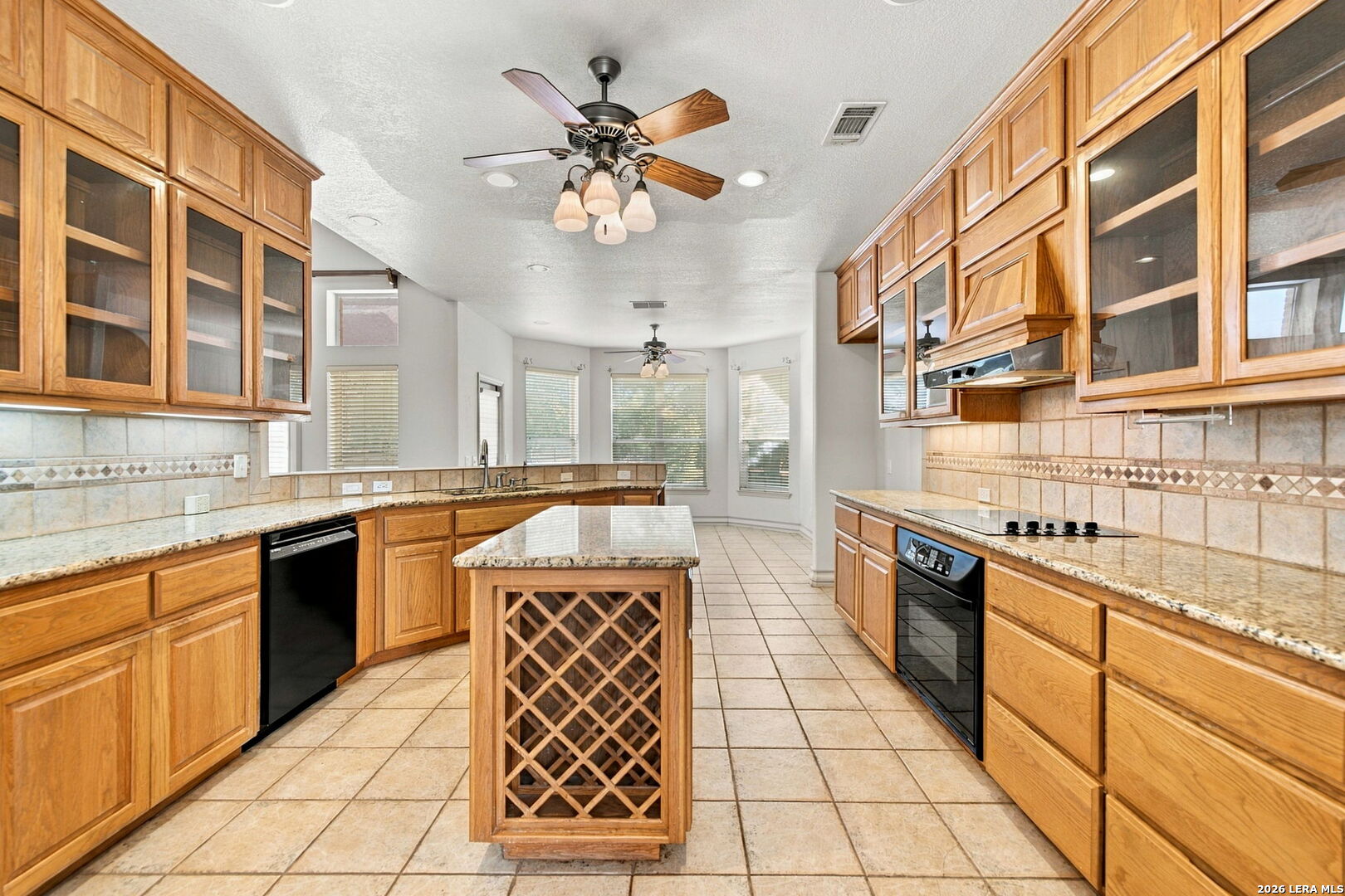 32015 Scarteen Fair Oaks Ranch TX 78015