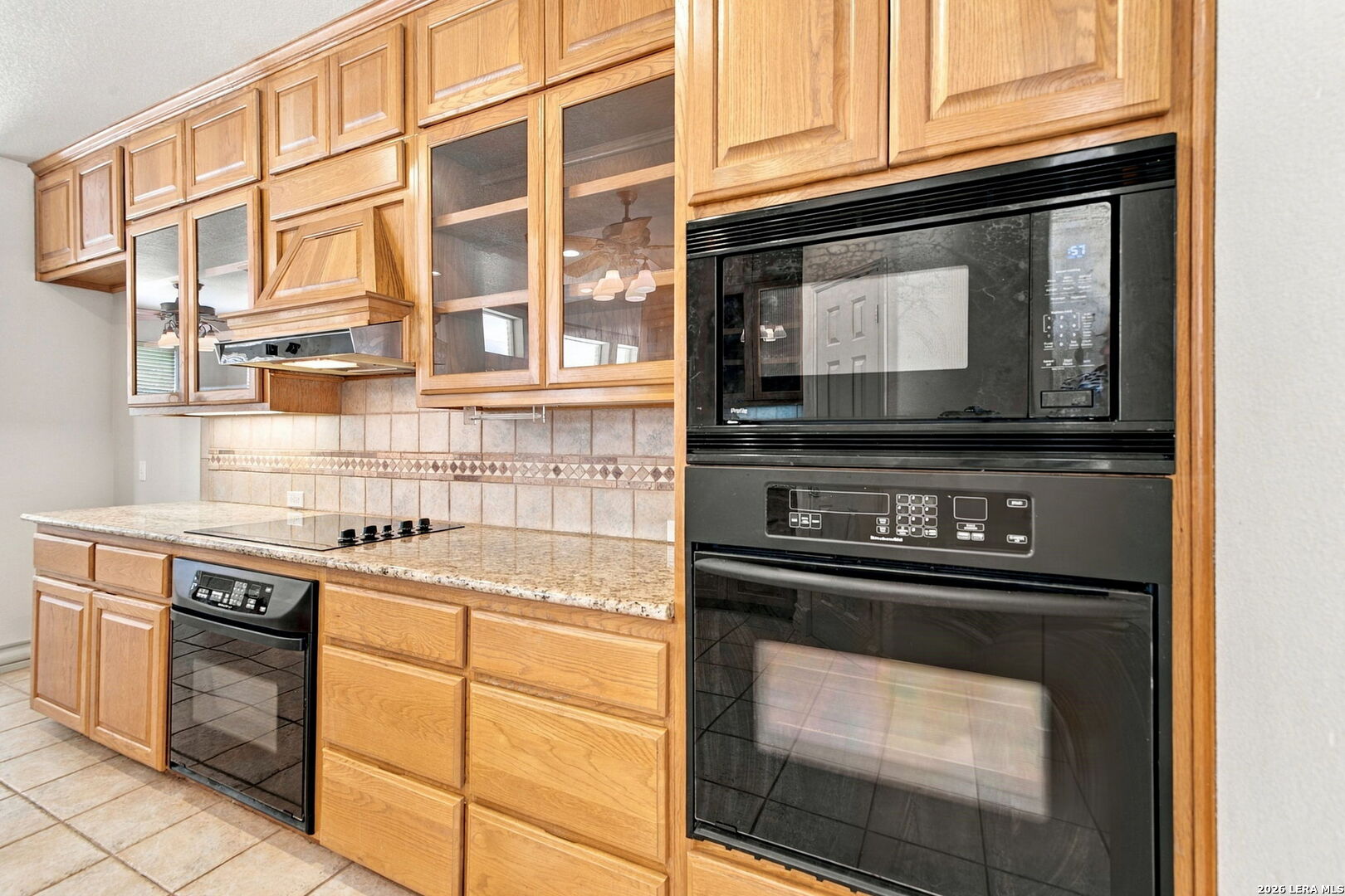 32015 Scarteen Fair Oaks Ranch TX 78015