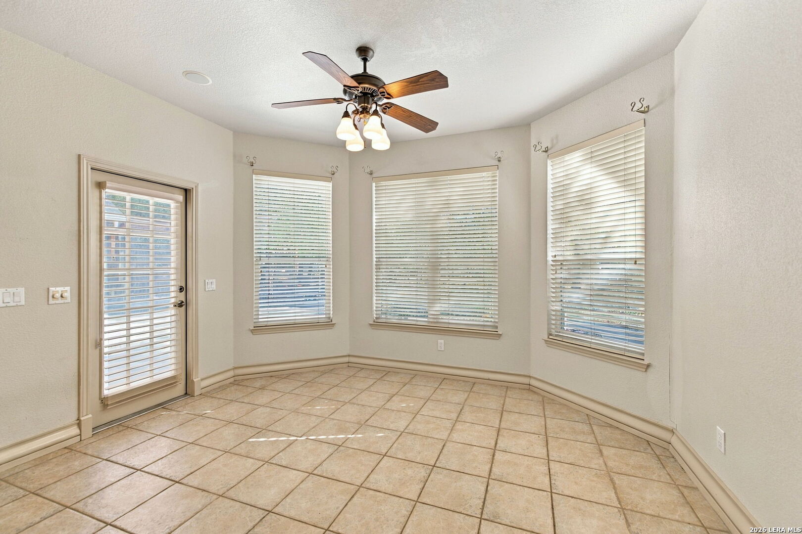 32015 Scarteen Fair Oaks Ranch TX 78015