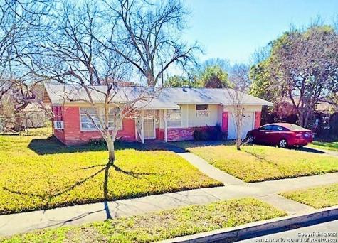 106 Tabard Drive San Antonio TX 78213