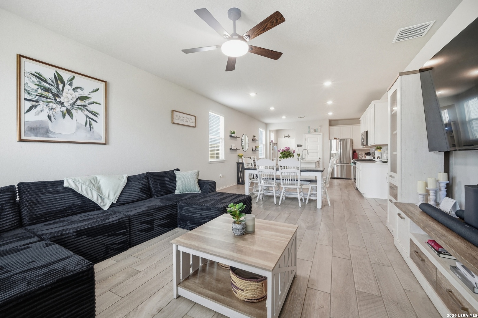 707 Blueleaf San Antonio TX 78245