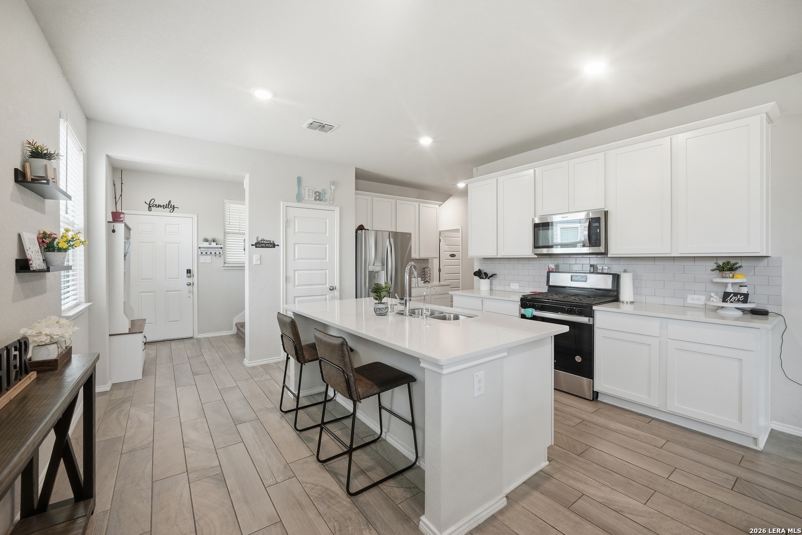 707 Blueleaf San Antonio TX 78245