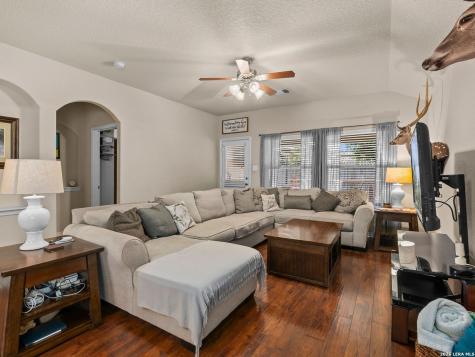 11935 Cheney Glen San Antonio TX 78254
