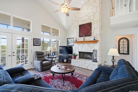 1122 Highland Terrace Canyon Lake TX 78133