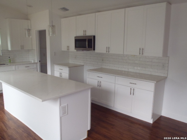 297 S Hackberry Avenue New Braunfels TX 78130