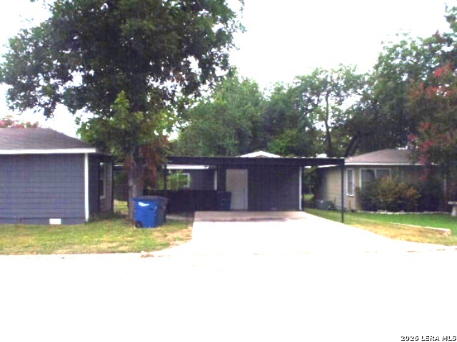 297 S Hackberry Avenue New Braunfels TX 78130