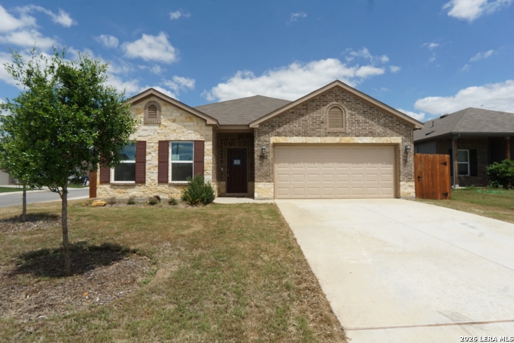 19902 Lonesome Dove Lytle TX 78052