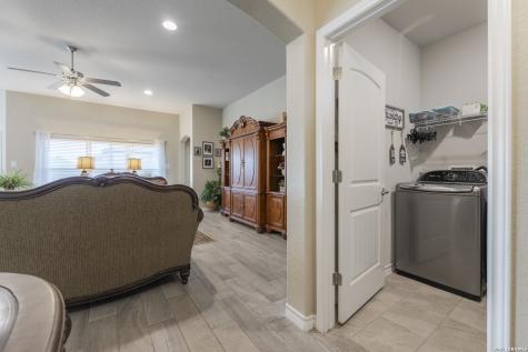 133 Grand View Floresville TX 78114