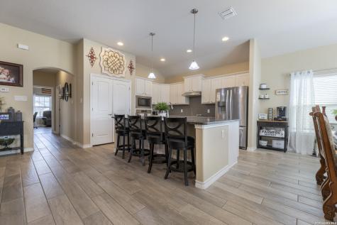 133 Grand View Floresville TX 78114
