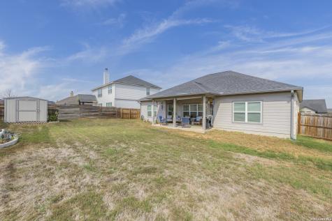133 Grand View Floresville TX 78114