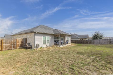 133 Grand View Floresville TX 78114