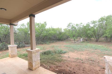 1186 Us Highway 181 Floresville TX 78114